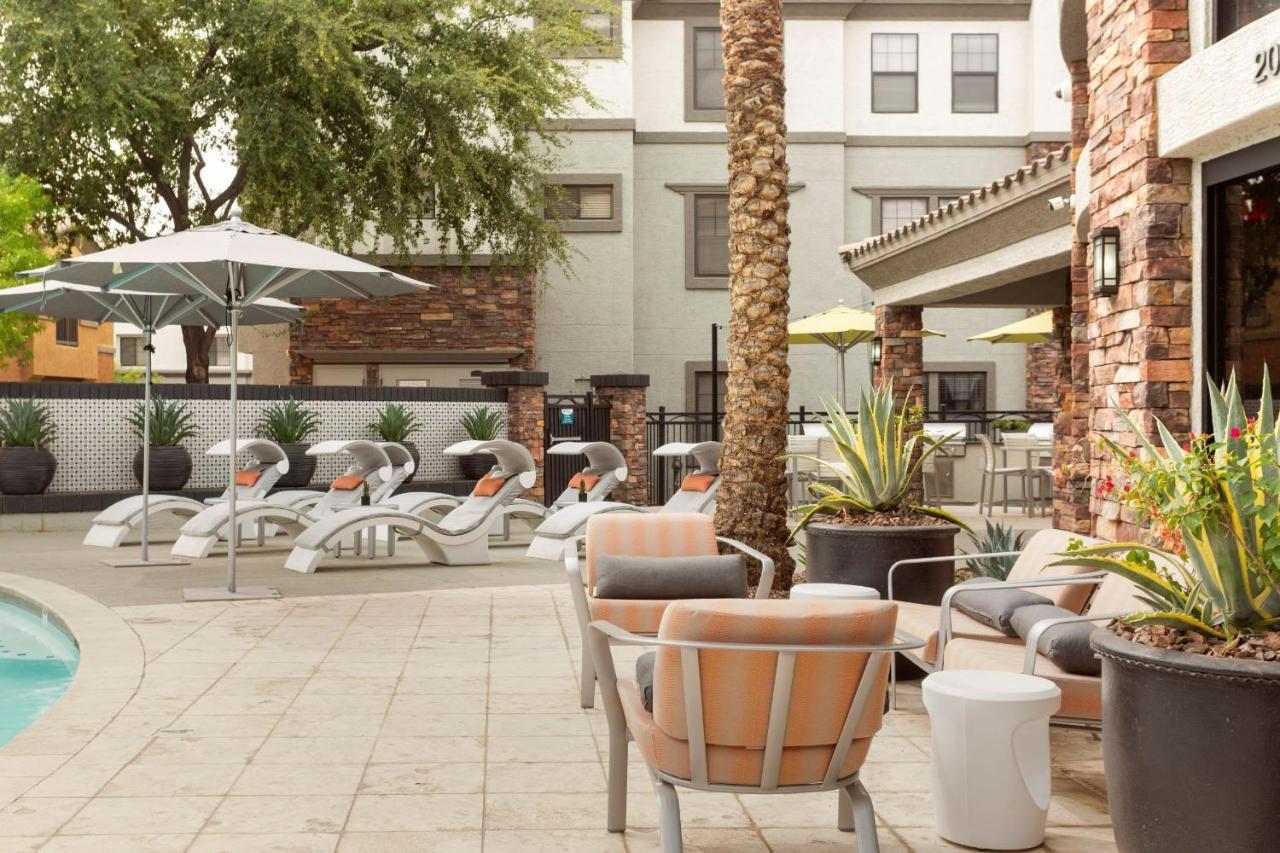 Cozysuites Glendale By The Stadium With Pool 01 Exteriör bild